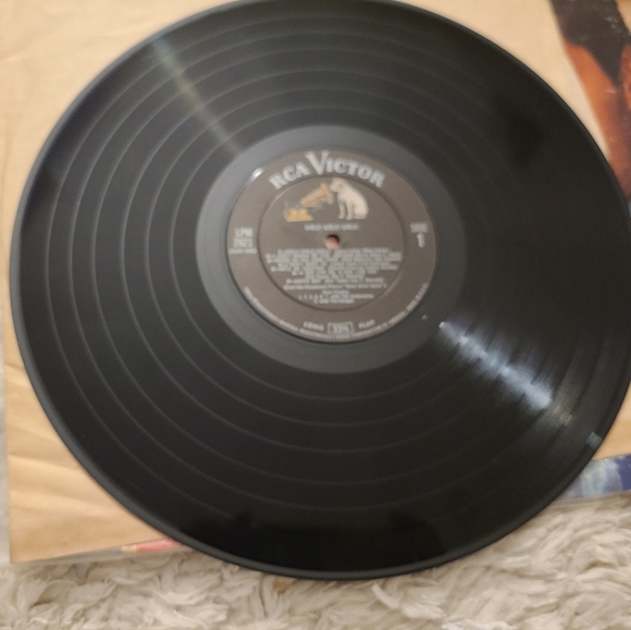 Paramount Pictures Elvis in Girls, Girls, Girls vintage vinyl record. GUC - Picture 6 of 9